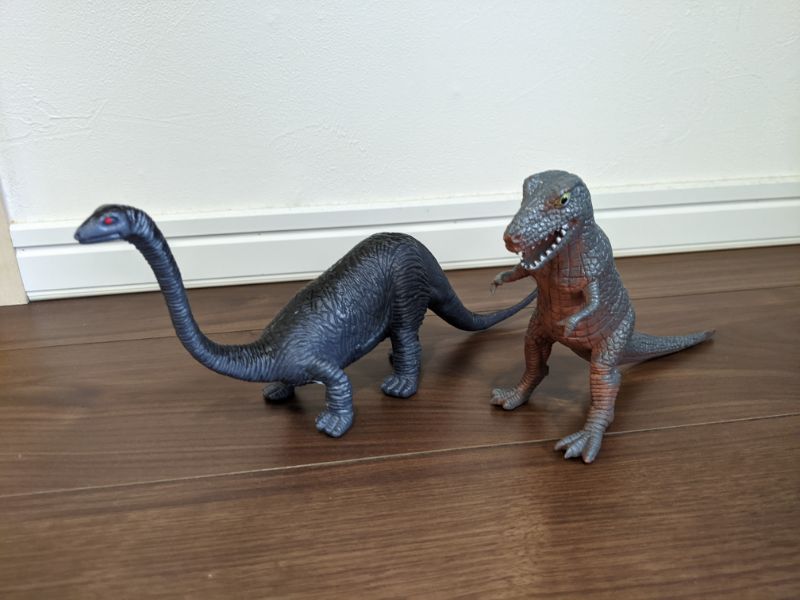DAISOの恐竜フィギュア